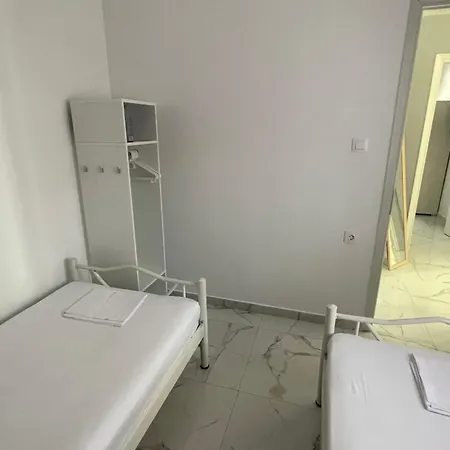 Apartament Antonis Paralia Dionysiou
